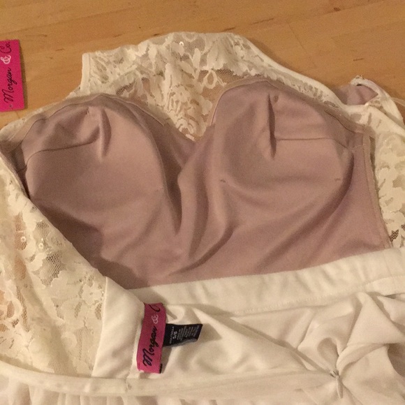 Morgan $ Co off white mini with sheer Gown - Picture 4 of 6